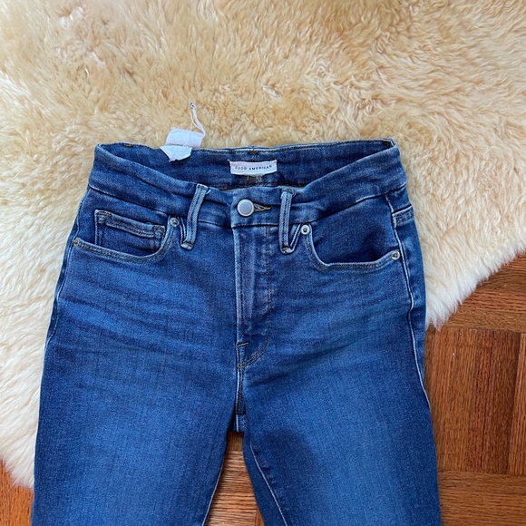 NEW Good American Good Legs Crop Mini Boot Jean GLCMB731T - Picture 4 of 9
